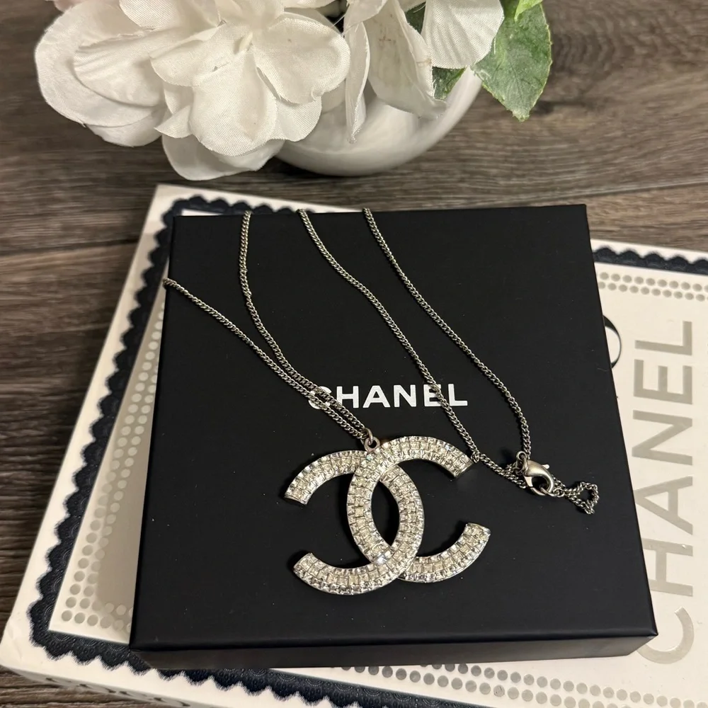 CHANEL Large Silver Crystal CC Logo Pendant Necklace - Picture 10 of 10